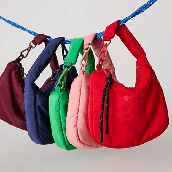 The FP Movement Micro Buti Pouch - Picture 5 of 10